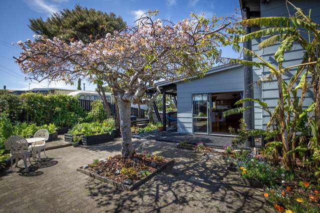 1 Bay View Road Raglan_1