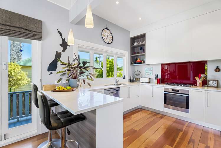 26 Fowlds Avenue Sandringham_7