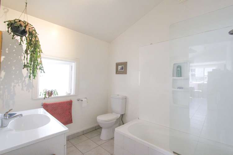 19 Bridge Street Eketahuna_4