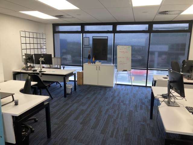 48-50 Lunn Avenue Mt Wellington_1