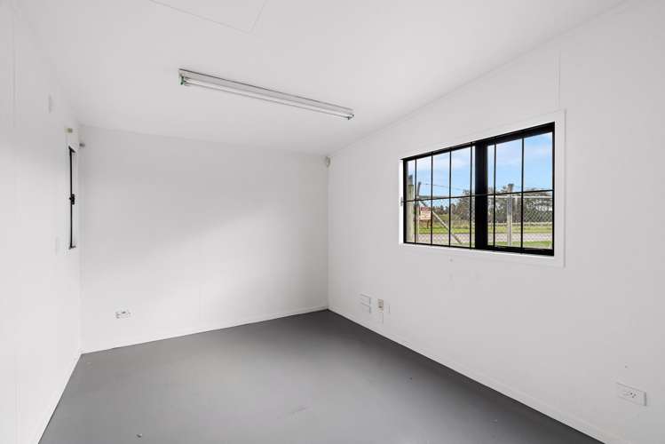 76 Riverbank Road Otaki_13