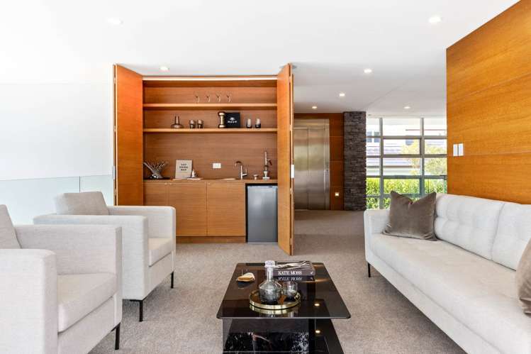 21 Benbow Street St Heliers_16