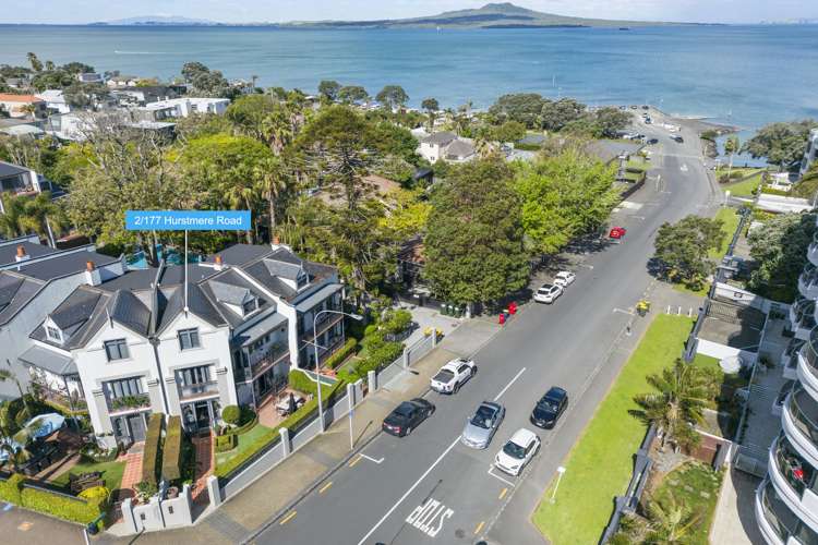 2/177 Hurstmere Road Takapuna_16