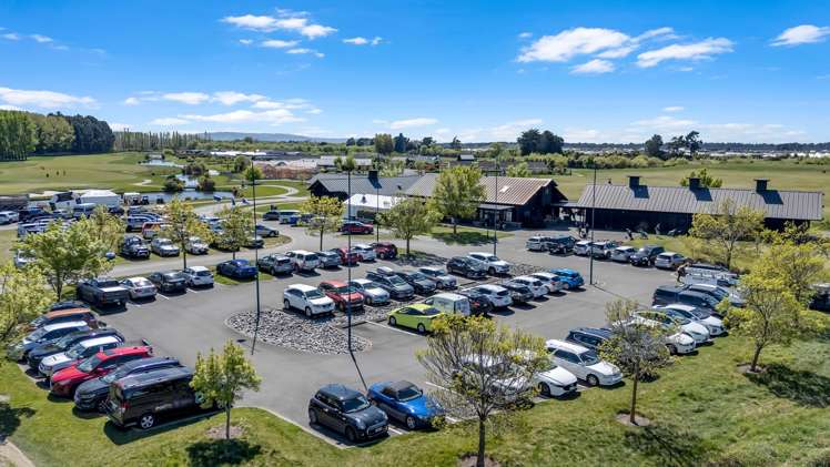 1 and 8 Mapleham Drive and 138,148 and 158 Pegasus Boulevard Pegasus_3