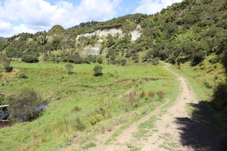 1 Waitaanga Road Ahititi_29