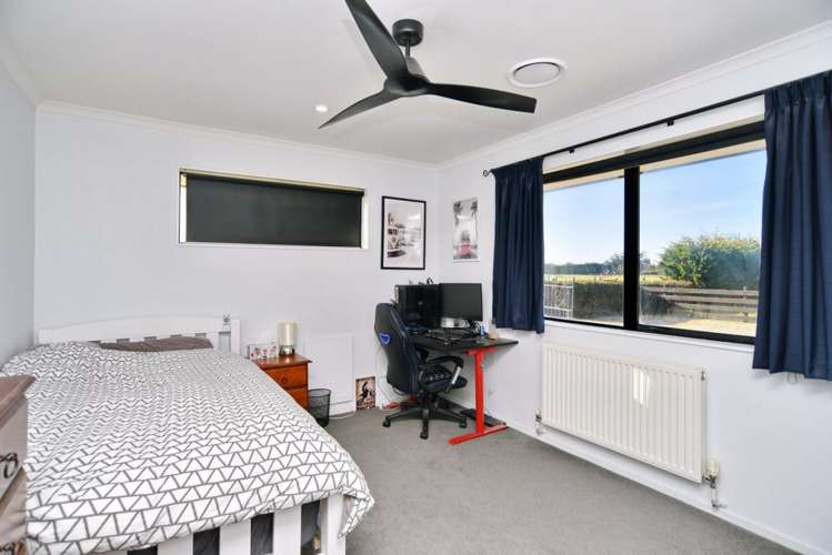 77 Bridge Road Fernside_19