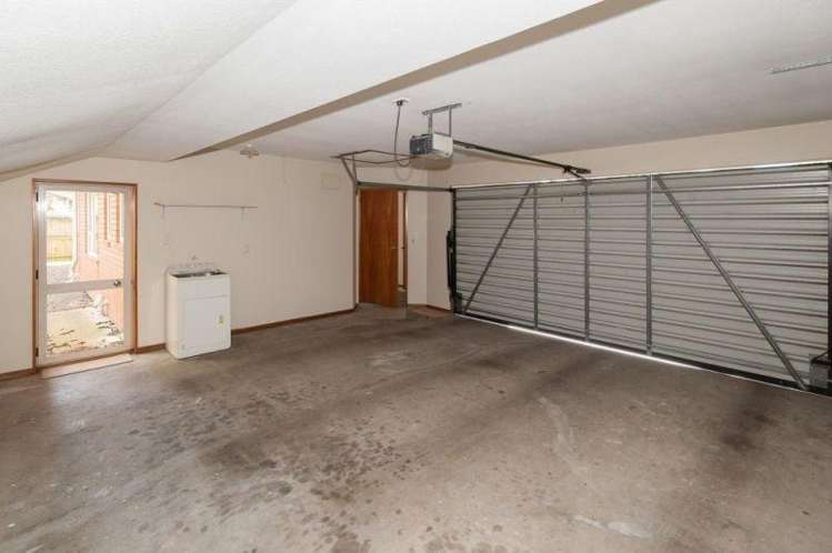 27B Westburn Tce Burnside_11