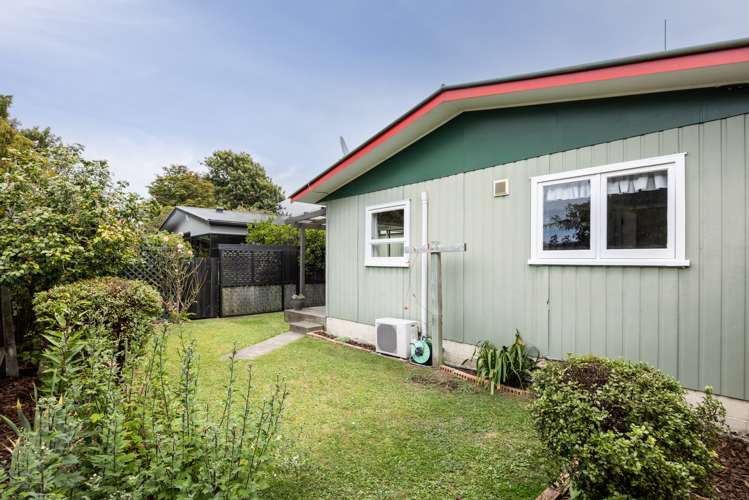 2/32 White Street Taradale_10