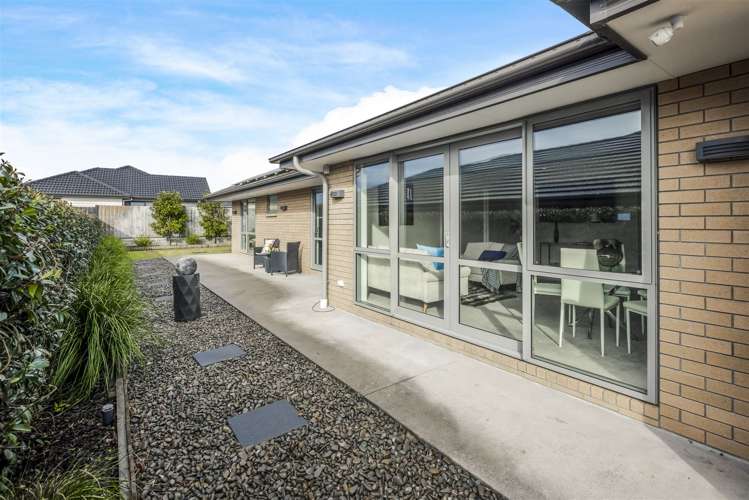 83 Twin Parks Rise Papakura_5