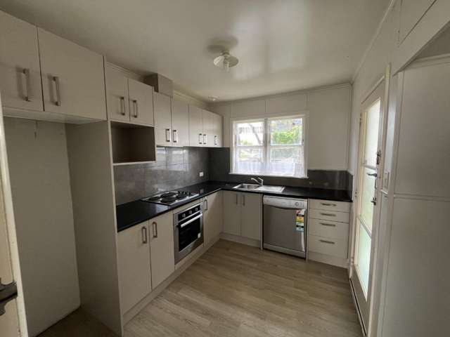 Tidy Two Bedroom Unit