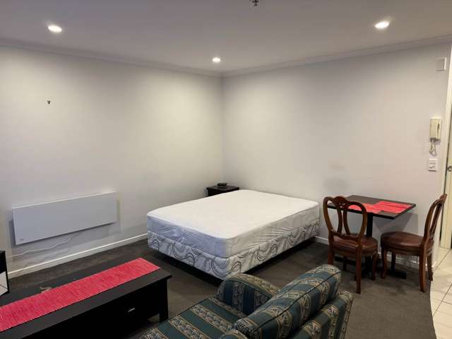 9K/1 Emily Place City Centre_4