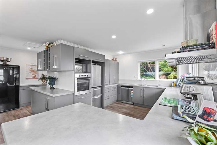 2 Bickerstaffe Road Maungaturoto_3