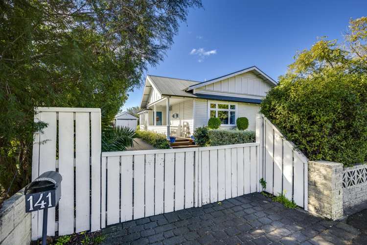 141 Georges Drive Napier South_19