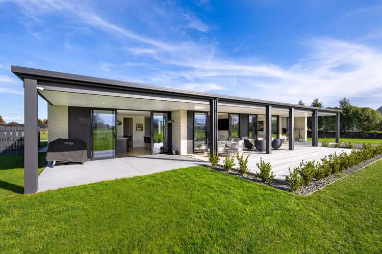 378B Holland Road Puketaha_1