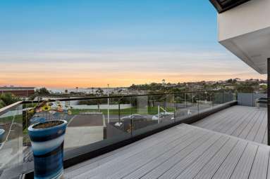 2 Compass Point Way_1