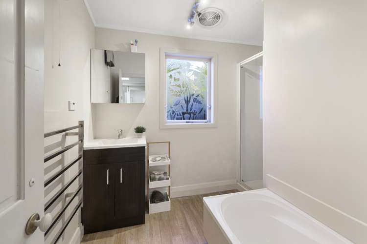 1 Pitarua Street Thorndon_11