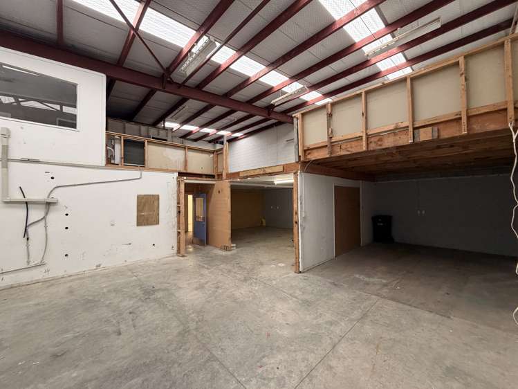 7/33 Pito-One Road Korokoro_4