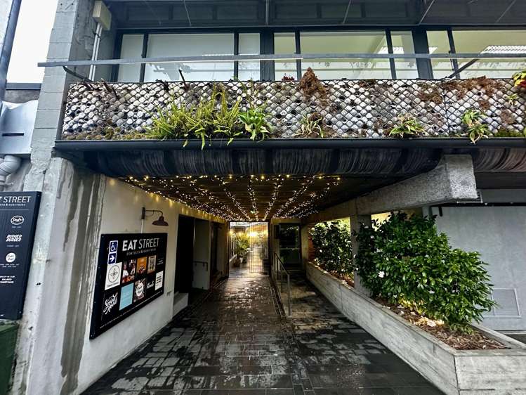 Tenancy 1/48 Hurstmere Road Takapuna_8