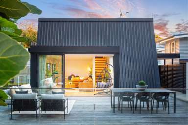 42C Island Bay Road_2