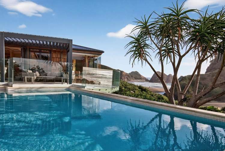 24 Garden Road Piha_7