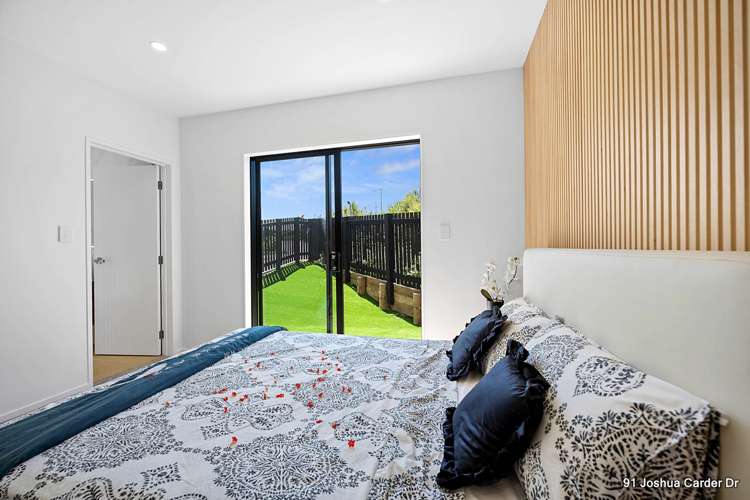 87 Joshua Carder Drive Hobsonville_16