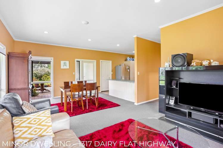 1317 and 1319 Dairy Flat Highway Dairy Flat_13