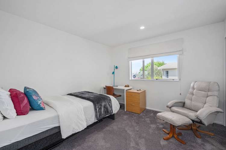 2/24 Alamein Avenue Belmont_18