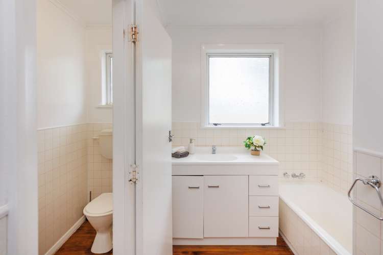 20 Roy Street Palmerston North Central_17