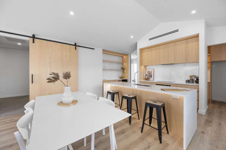 102 Pelorus Avenue Poraiti_4