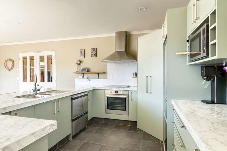 20 Cambelldon Crescent Stoke_5