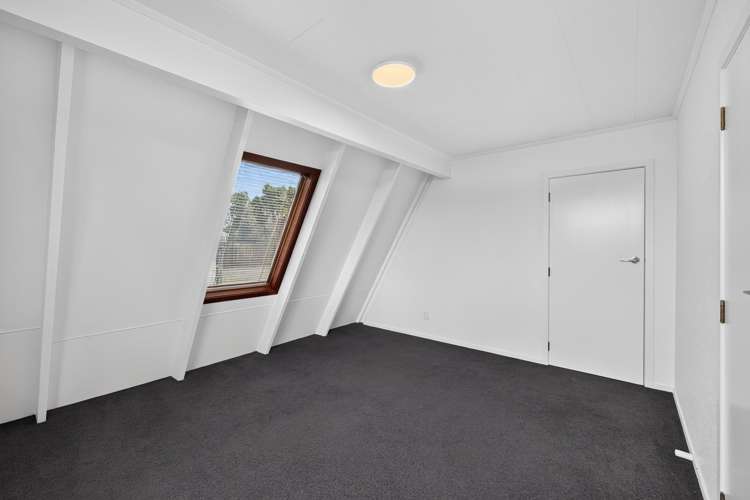 97B Johns Road Northwood_13