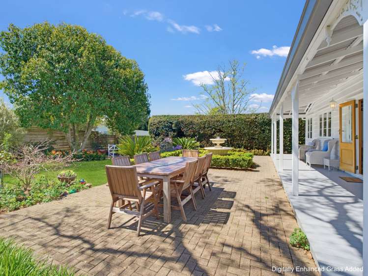 284 Main Road Tairua_12