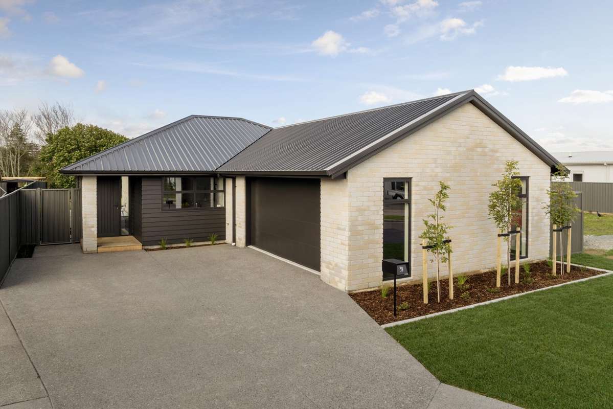 39 Hammick Crescent_0