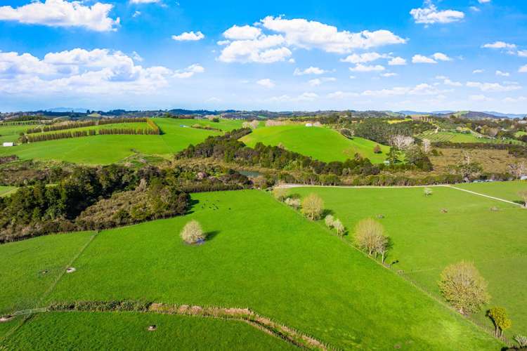 77 Sharp Road Matakana_14