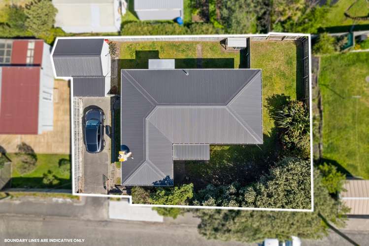 4 Kowhai Street Otaki Beach_10