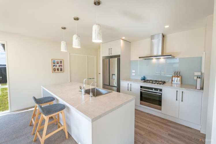 3 Strawberry Lane Waimate_6