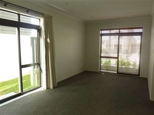 12 Teal Way Hobsonville_3