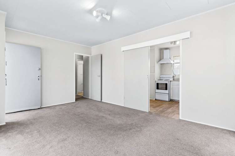 2/2B Yeoman Place Howick_5