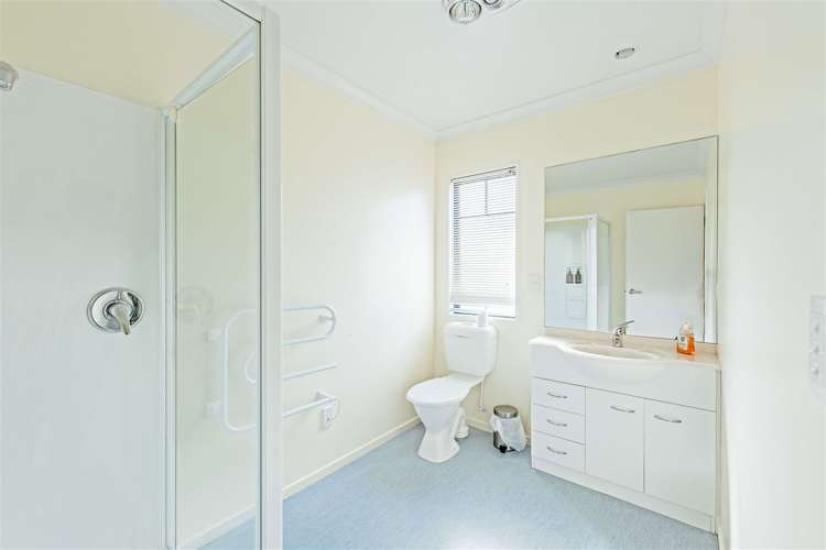 44 Chateau Drive Burnside_13