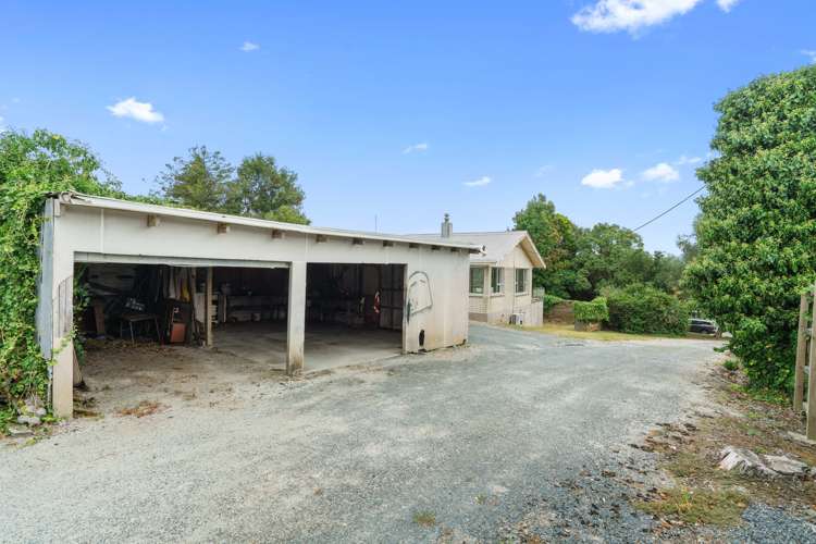 7 Skelton Crescent Paparoa_17