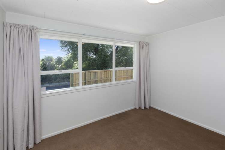 2/11 Heathcote Street Woolston_10