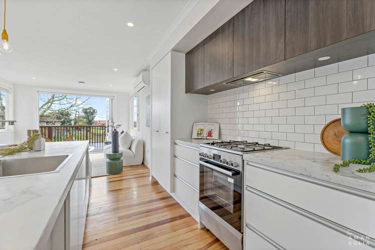 45 Lynwood Road New Lynn_11