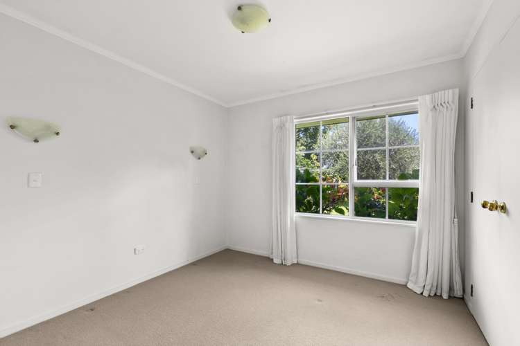 16 Otatara Road Taradale_12