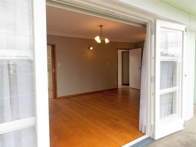 33 Halberg Street Papakura_9