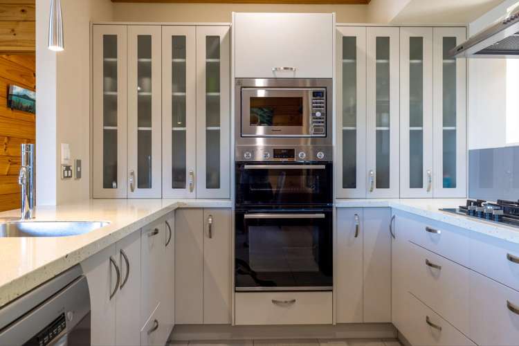 67 Kennedy Point Road Surfdale_13