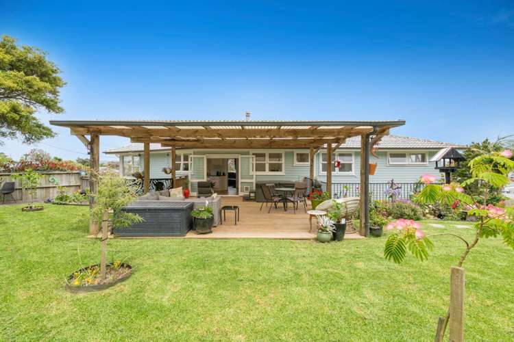 22 Downer Street Helensville_25