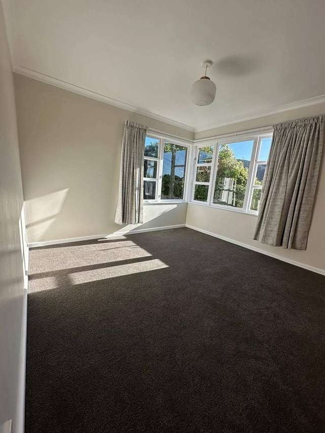 5 Larsen Crescent Tawa_3