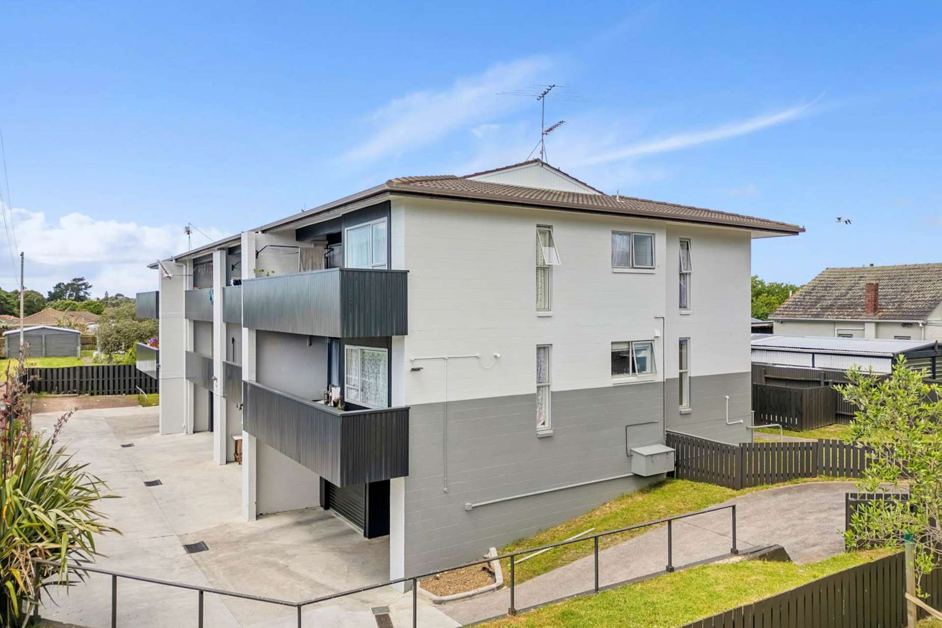 3 & 8/60 Hutton Street Otahuhu_0