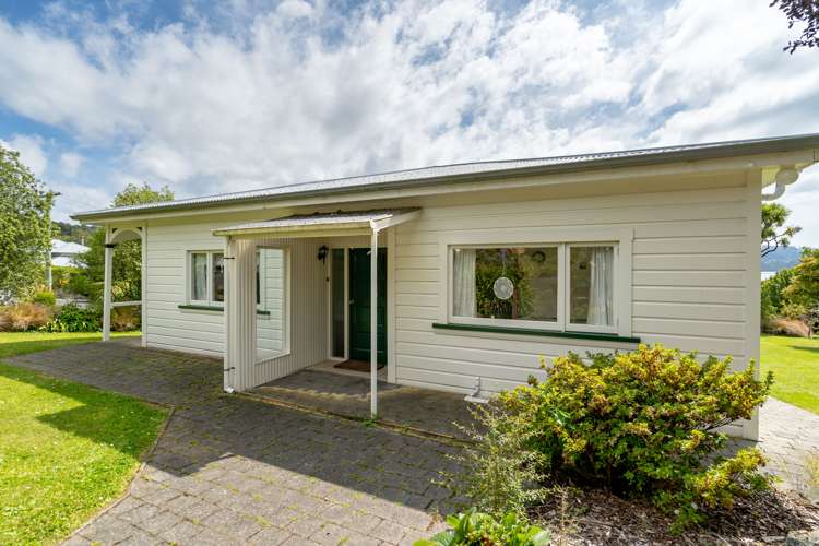 1 Waikana Street Broad Bay_34