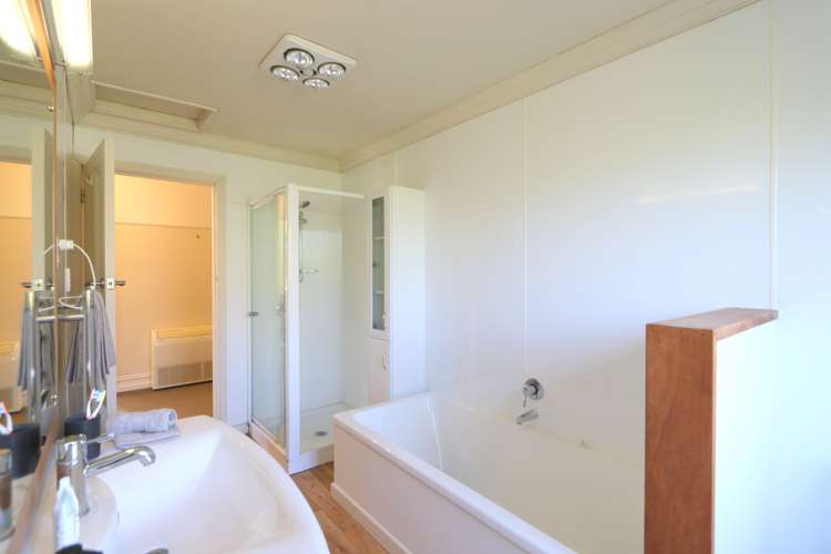 67 Russel Street Gladstone_17